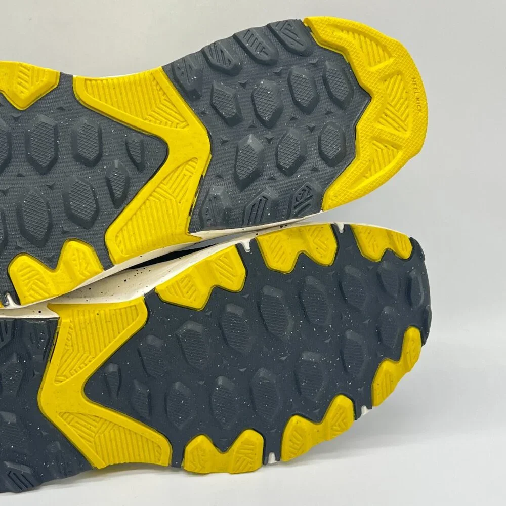 New Balance Mens‎ Size 11 MT510CL6 Black Yellow Sneakers Shoes